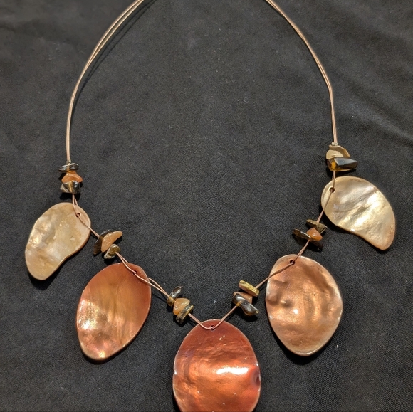 Shell 🐚 Necklace - Picture 3 of 3